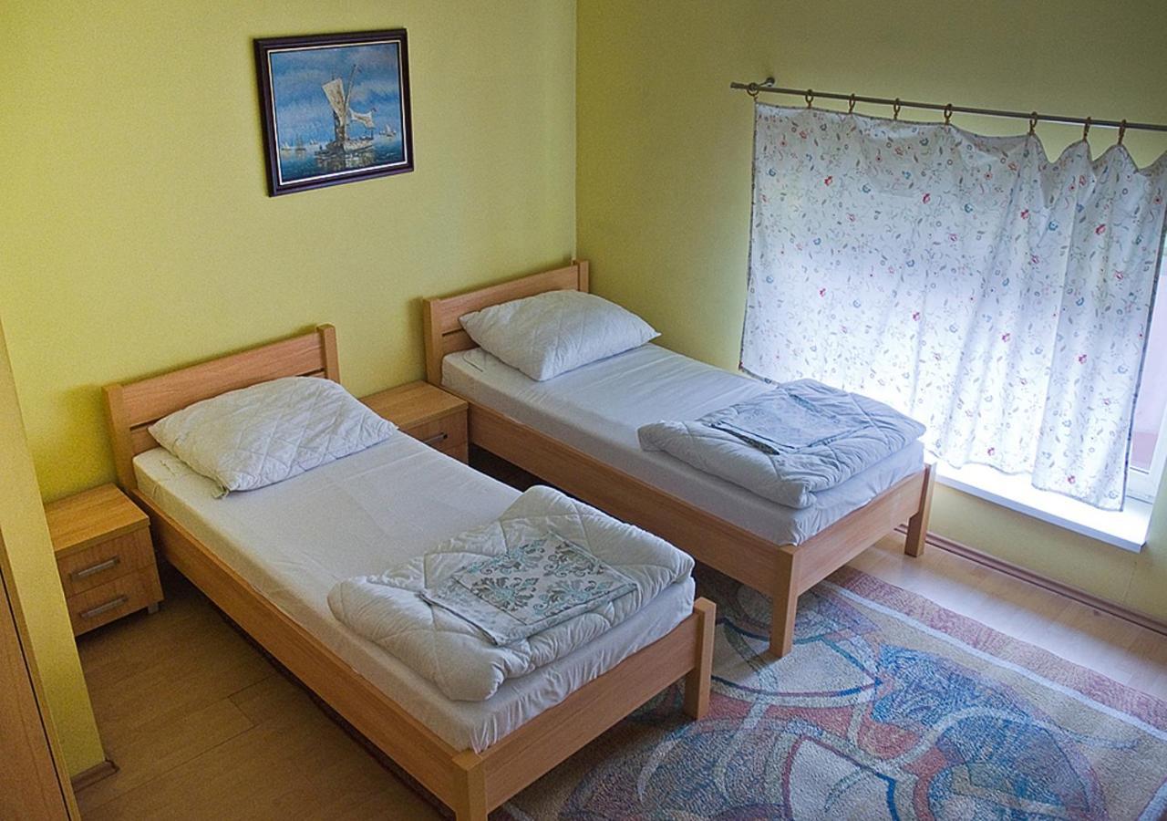 Hostel "Na Bocianowie" Bydgoszcz Esterno foto