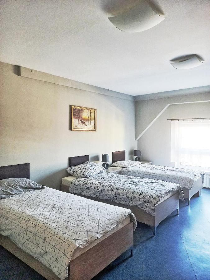 Hostel "Na Bocianowie" Bydgoszcz Esterno foto